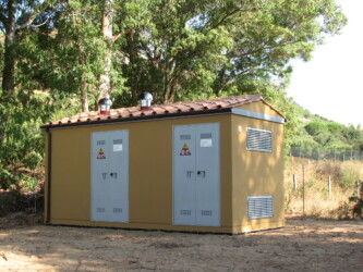 Cabina elettrica DG 2061 Tetto a due Falde Cabina elettrica DG 2061 Tetto a due Falde